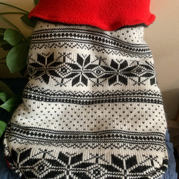 Humane Society International Dog/Cat Fleece Sweater - Picture 2 of 7